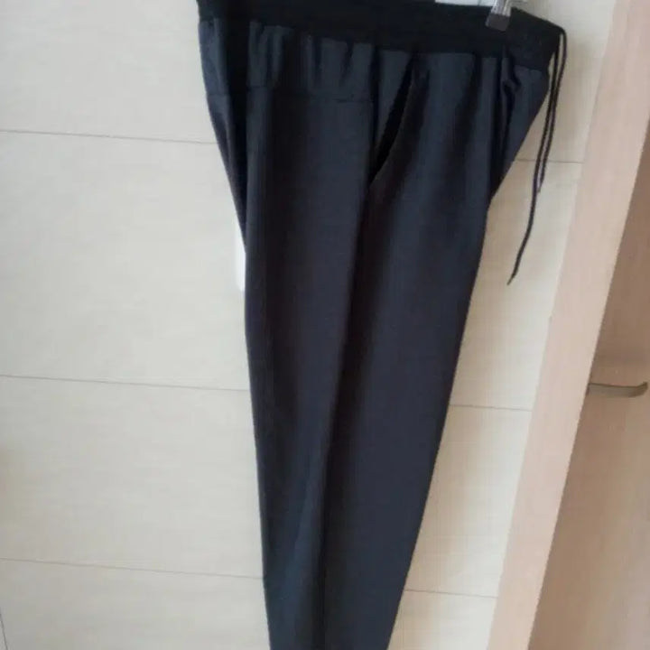 [BUNJANG] National Geographic Jogger Pants Charcoal Gray XXL / 내셔널지오그래픽 춘추용 조거 면바지 XXL 재색 새상품