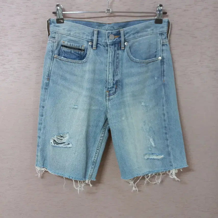 [BUNJANG] Calvin Klein Blue Washed Vintage Denim Shorts / B4-27/캘빈클라인 블루 워싱 빈티지 청반바지