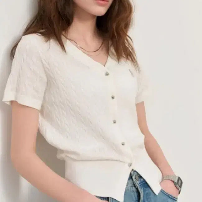 [BUNJANG] General Idea Cable Knit Short Sleeve Cardigan - White / 제너럴아이디어 케이블 반팔 가디건 화이트