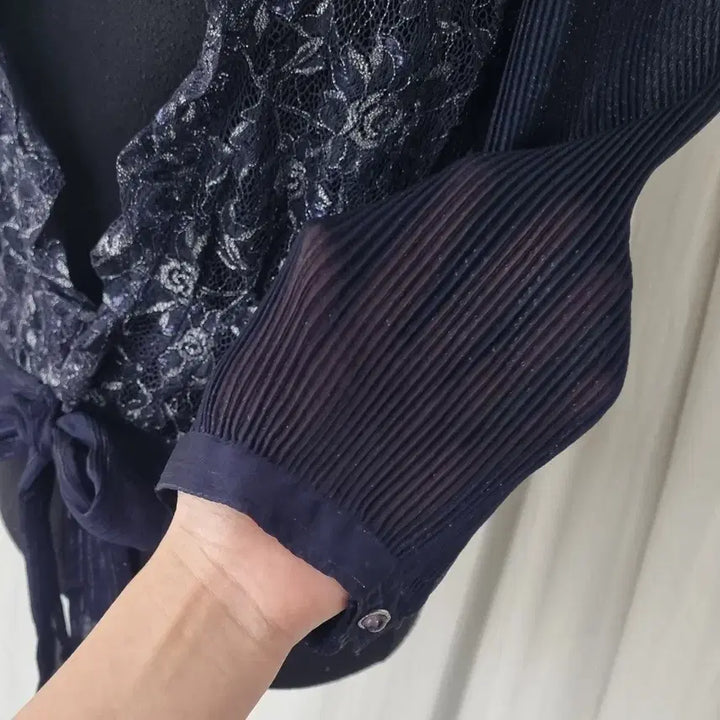 [BUNJANG] JOINUS Lace Blouse Cardigan / 조이너스 레이스 블라우스 가디건