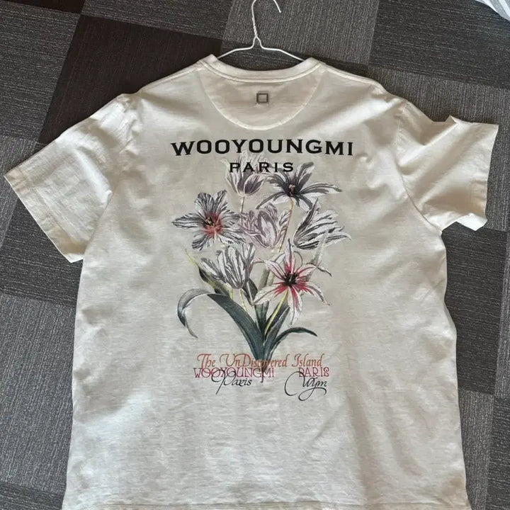 [SOLD OUT] 우영미 24ss 플라워 프린팅 아이보리 반팔 46