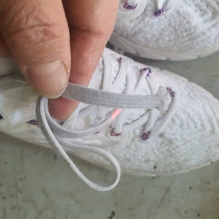 [BUNJANG] Under Armour UA HOVR Phantom Sneakers / 언더아머 UA 호버 팬덤  단화화245ㅡ250