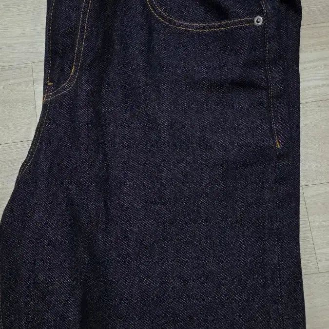 [BUNJANG] Begin202 Wide Semi Flare Denim Jeans Indigo / 비긴202 와이드 세미 플레어 데님 청바지 인디고