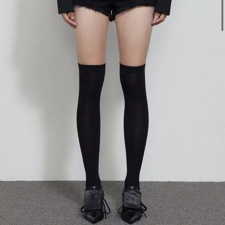 [BUNJANG] Bohemian Seoul Black Shorts / 보헤미안 서울 DAMAGE BLACK SHORTS, BLACK 사이즈 1