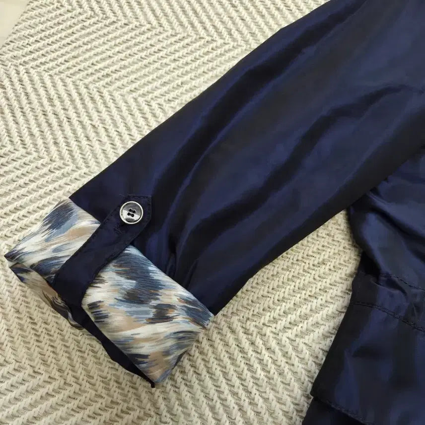 [BUNJANG] Navy Trench Windbreaker Jacket / 여성 트렌치