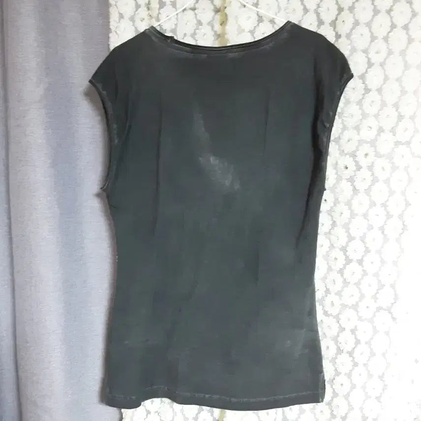 [BUNJANG] Just Cavalli Gray Star Studded T-Shirt / 저스트 까발리 회색 민소매 티셔츠