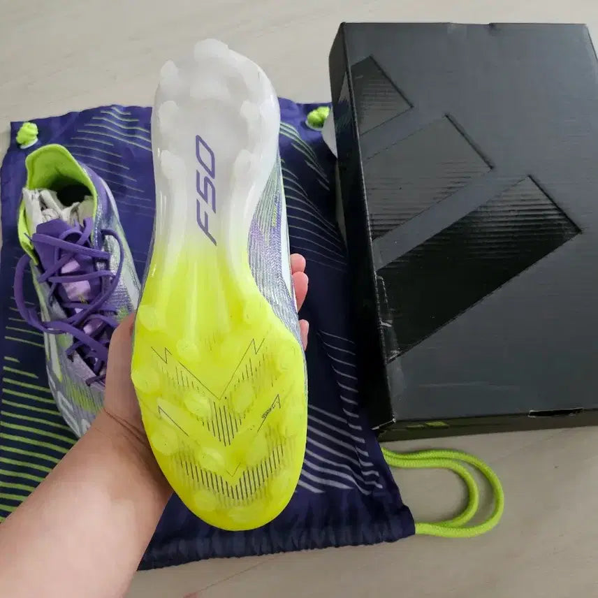 [BUNJANG] Adidas F50 Soccer Cleats (235) / 아디다스 F50 2g 3g 235 축구화