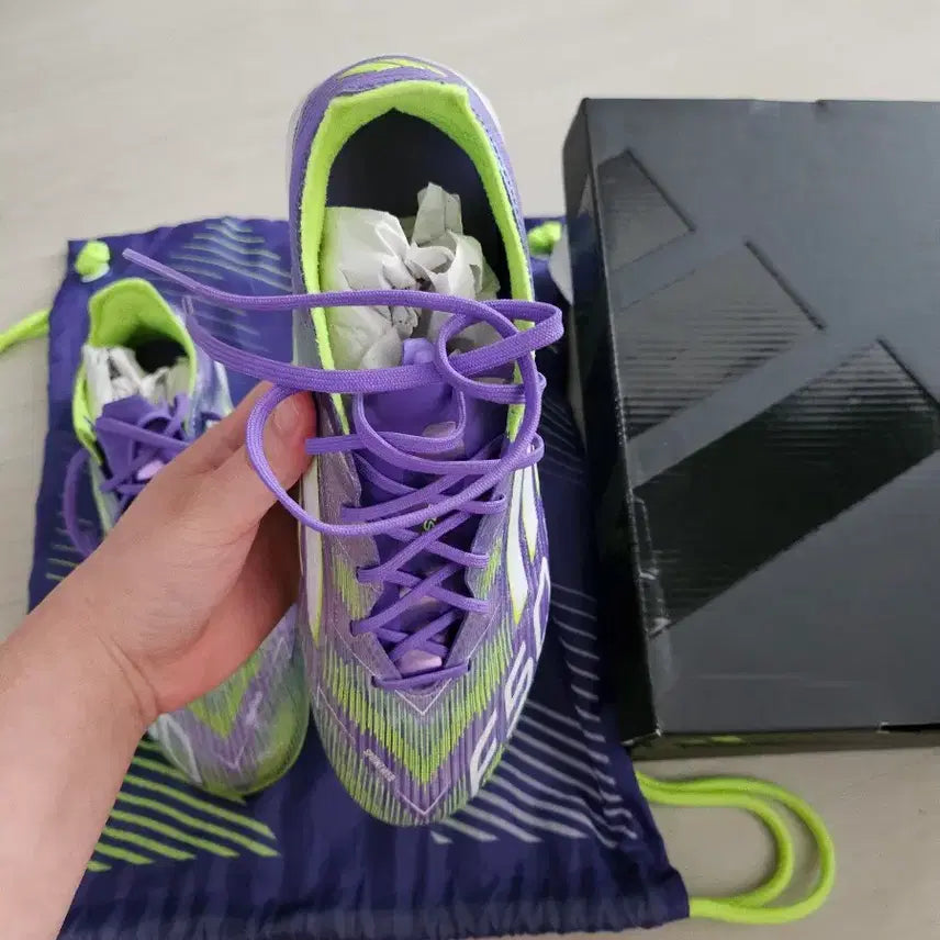 [BUNJANG] Adidas F50 Soccer Cleats (235) / 아디다스 F50 2g 3g 235 축구화