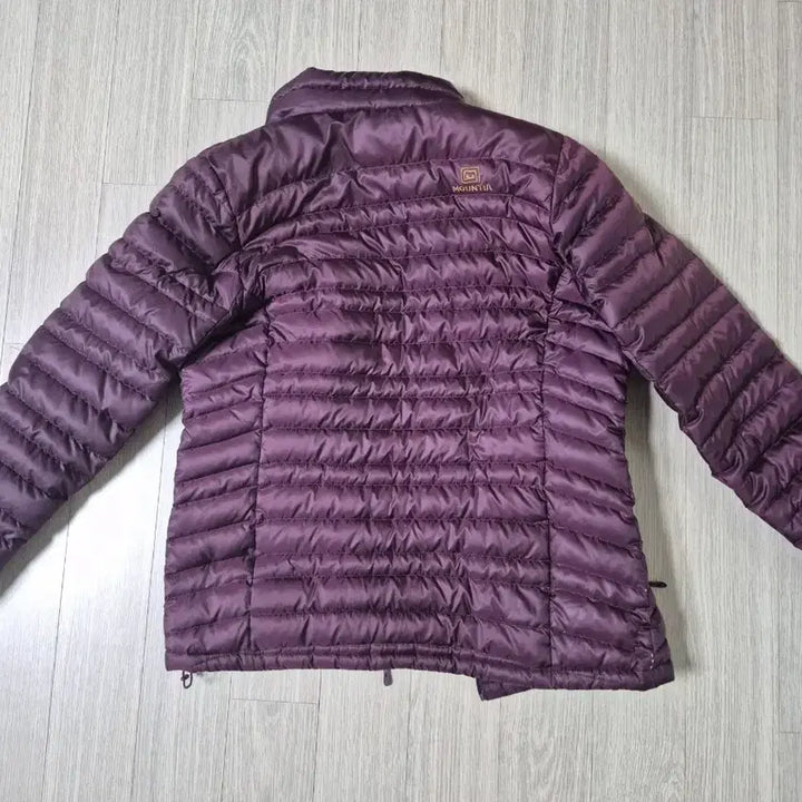 [BUNJANG] Mountia Lightweight Padded Jacket (95) / 마운티아 경량 패딩 95