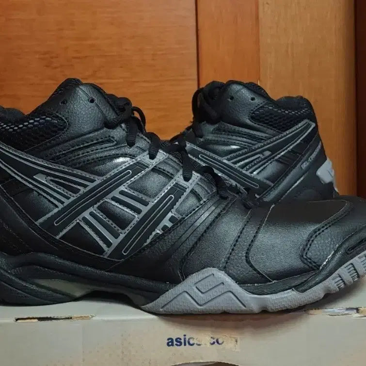[BUNJANG] Asics Running Sneakers / 아식스 255 260 운동화 새상품 런닝화 스니커즈