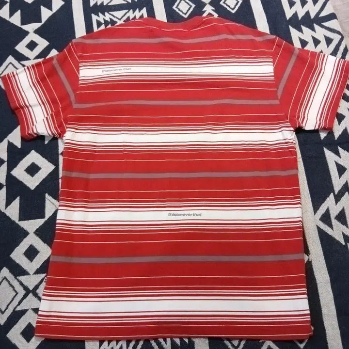 [BUNJANG] thisisneverthat Stripe Cotton T-shirt / 디스이즈네버댓 디네댓 레드 화이트 스트라이프 패턴 코튼 반팔 티셔츠 M