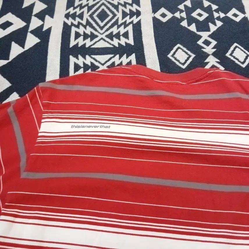 [BUNJANG] thisisneverthat Stripe Cotton T-shirt / 디스이즈네버댓 디네댓 레드 화이트 스트라이프 패턴 코튼 반팔 티셔츠 M
