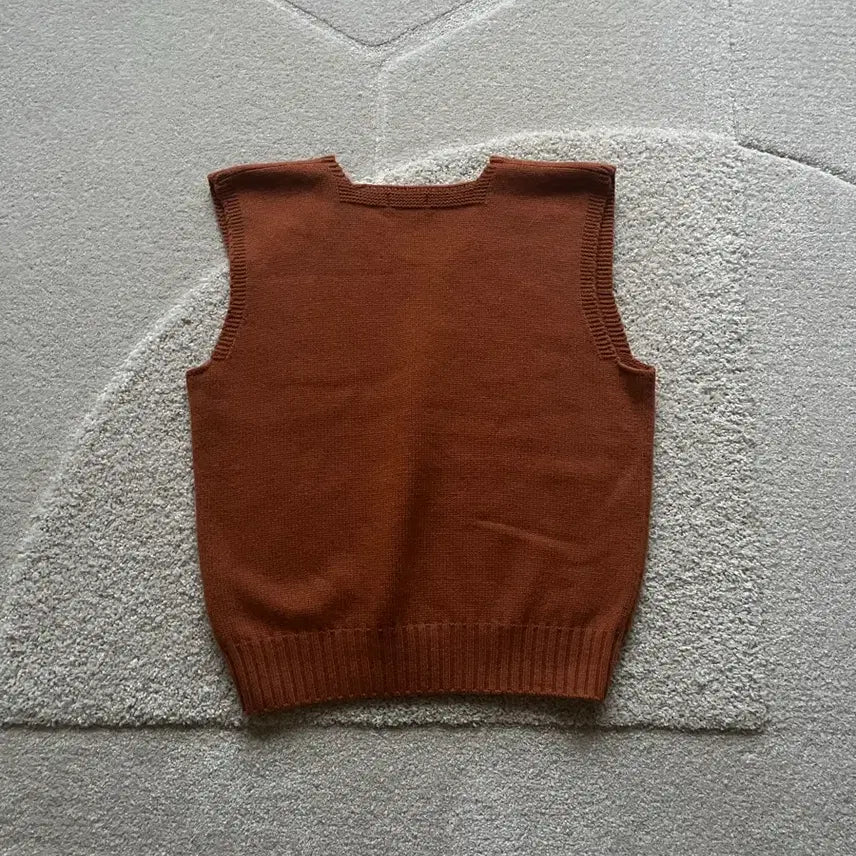 [BUNJANG] Dreproject Red Cross Vest (Size 103-105) / 드레프로젝트 Red Cross Vest (103-105)