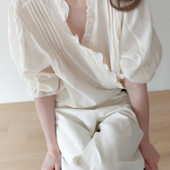 [SOLD OUT] 더릴 Spring Mare Frill Blouse_Ivory