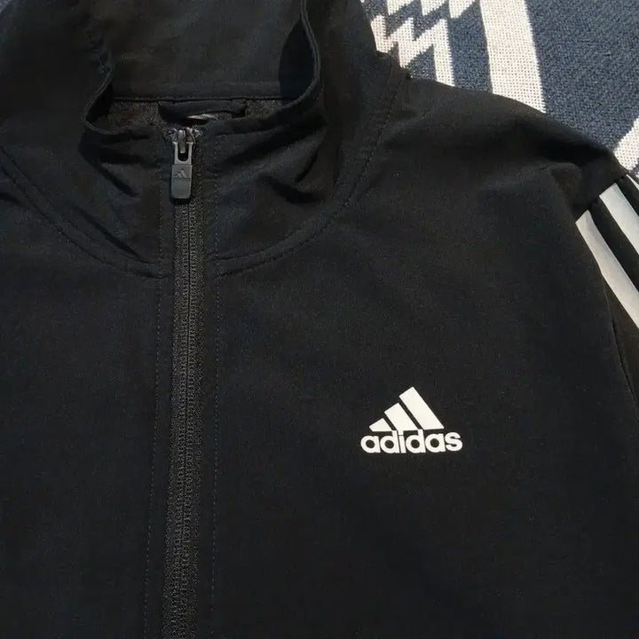 [BUNJANG] Adidas Reflective Logo Track Jacket / 아디다스 블랙 화이트 리플렉티브 로고 삼선 에어로레디 쿨 터치 트랙자켓