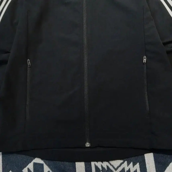 [BUNJANG] Adidas Reflective Logo Track Jacket / 아디다스 블랙 화이트 리플렉티브 로고 삼선 에어로레디 쿨 터치 트랙자켓