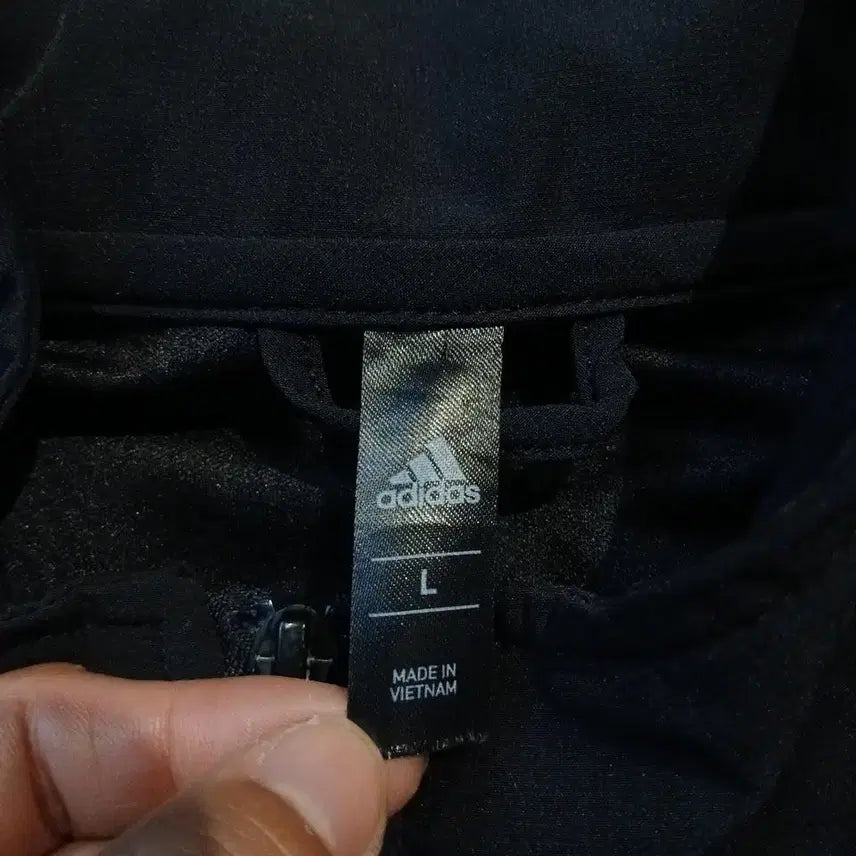 [BUNJANG] Adidas Reflective Logo Track Jacket / 아디다스 블랙 화이트 리플렉티브 로고 삼선 에어로레디 쿨 터치 트랙자켓