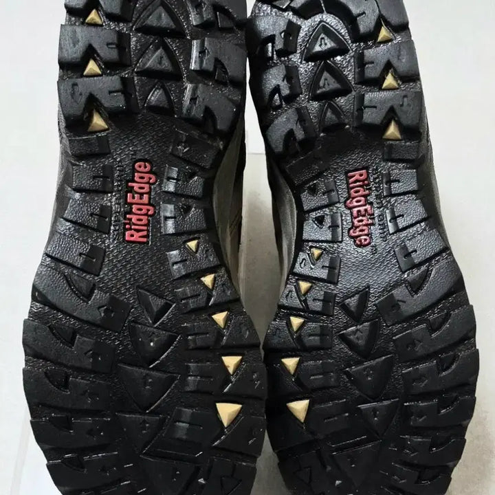 [BUNJANG] CAMPLINE Gore-Tex Mid-Cut Hiking Boots - Men&