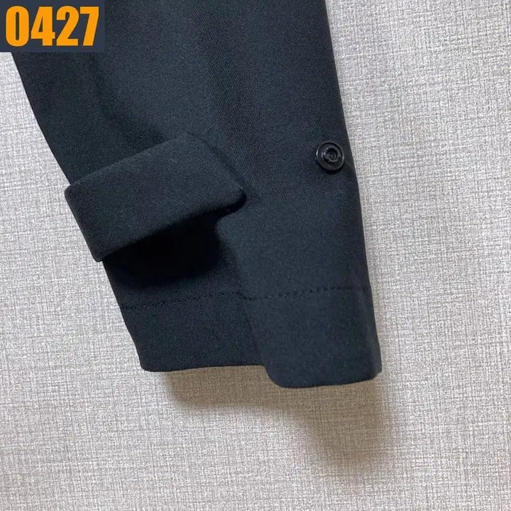 [BUNJANG] Uniqlo All Black Waterproof Windbreaker Jacket S / 90 유니클로 올블랙 방수 바람막이 자켓 아우터 S