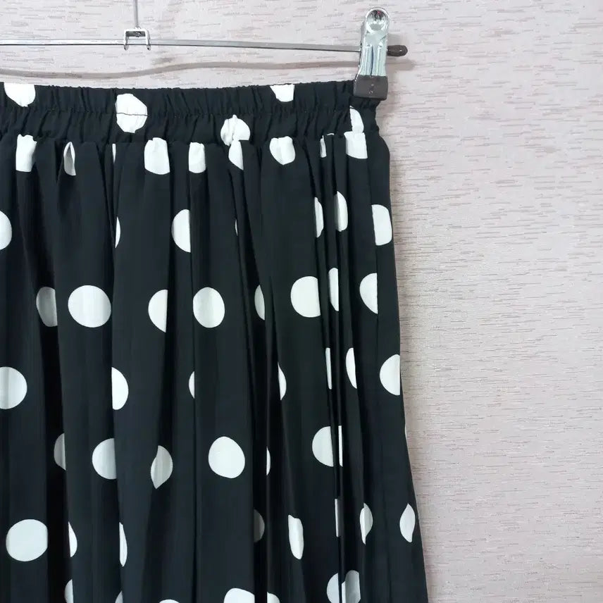 [BUNJANG] 8 Seconds Black Dot Pleated Skirt / B4-27/에잇세컨즈 블랙 도트무늬 주름 스커트 여성
