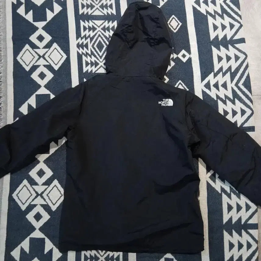 [BUNJANG] The North Face Black White Logo Hidden Zipper Outdoor Raglan Hooded Windbreaker / 노스페이스 블랙 화이트 로고 히든지퍼 고프코어 아웃도어 레글런 후드 바람