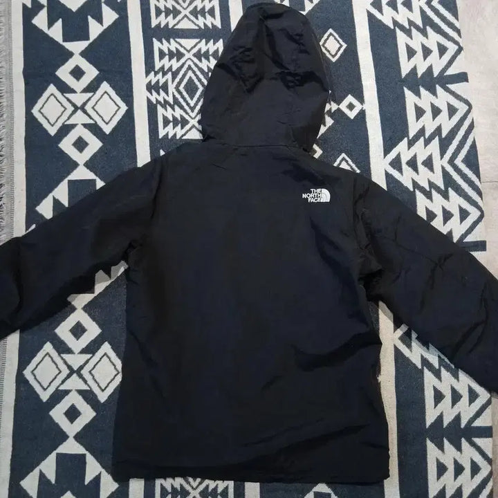 [BUNJANG] The North Face Black White Logo Hidden Zipper Outdoor Raglan Hooded Windbreaker / 노스페이스 블랙 화이트 로고 히든지퍼 고프코어 아웃도어 레글런 후드 바람