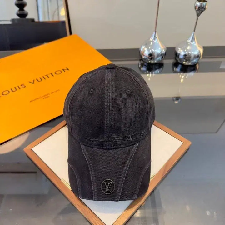 [BUNJANG] Louis Vuitton Black Ball Cap / 루이비통 블랙 볼캡 모자