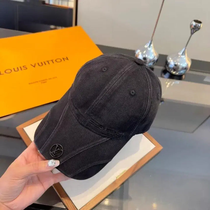 [BUNJANG] Louis Vuitton Black Ball Cap / 루이비통 블랙 볼캡 모자