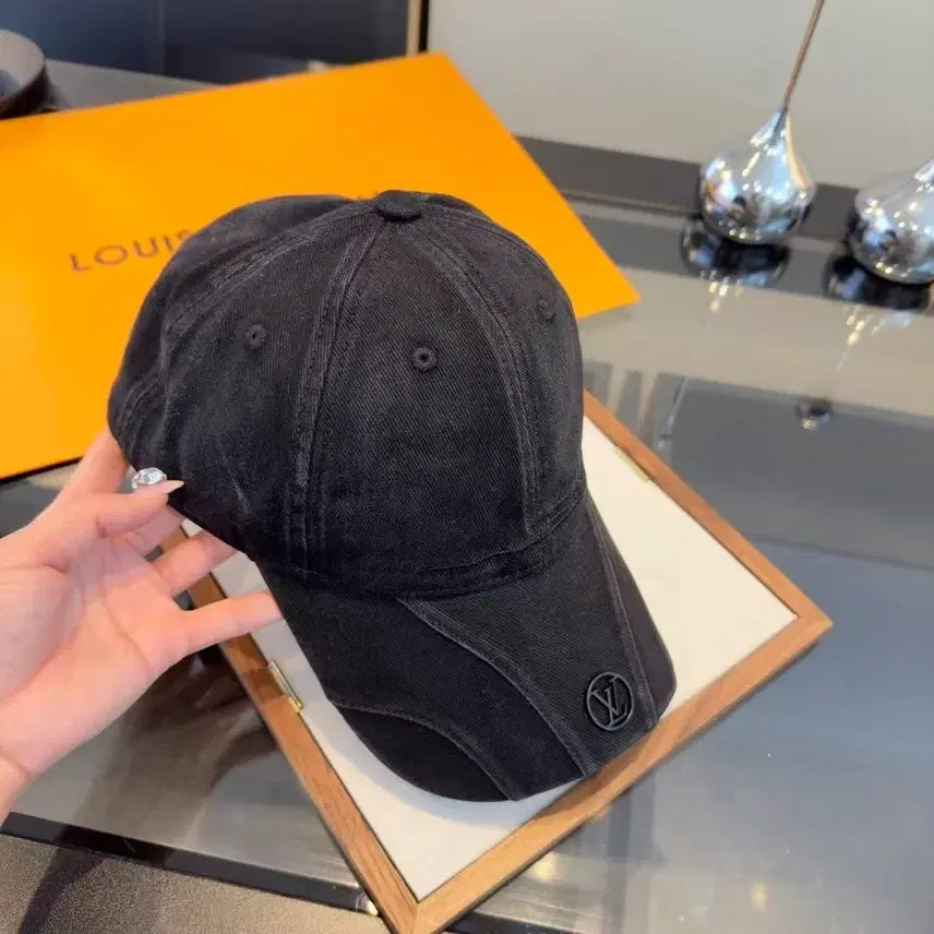 [BUNJANG] Louis Vuitton Black Ball Cap / 루이비통 블랙 볼캡 모자