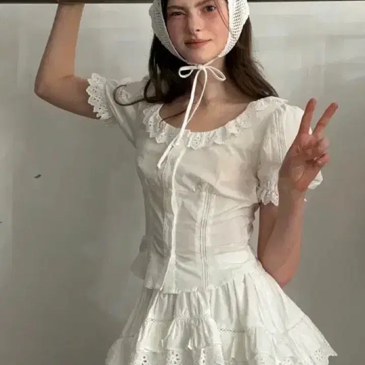 [BUNJANG] Thetis Angel Lace Blouse and Ruffle Skirt Set / 더티스 앤젤 레이스 블라우스+레이스 러플 스커트 s 셋업 화이트 1차