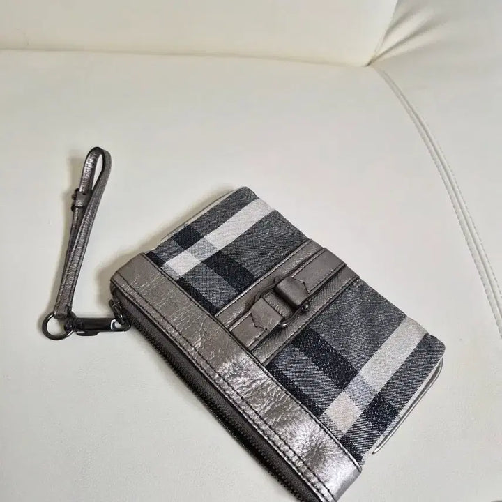 [BUNJANG] Burberry Check Pattern Mini Clutch Bag / 버버리 체크 패턴 미니 클러치 백