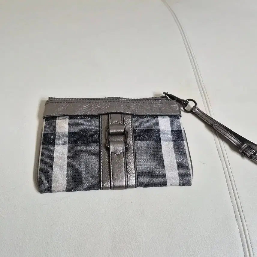 [BUNJANG] Burberry Check Pattern Mini Clutch Bag / 버버리 체크 패턴 미니 클러치 백