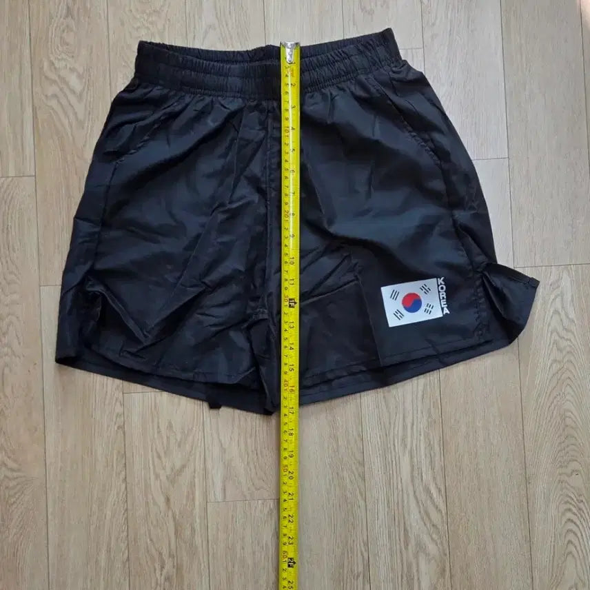 [SOLD OUT] 미사용 태극 한국 육군 트레이닝 반바지 M사이즈 (26정도)(줄자사진