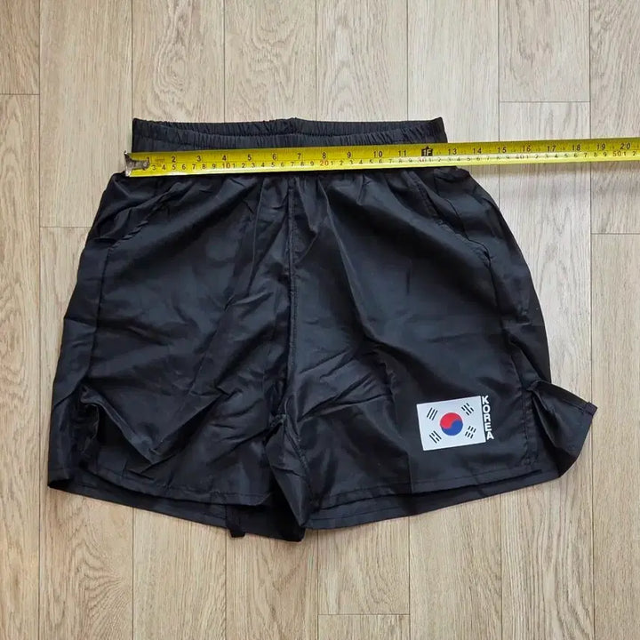 [SOLD OUT] 미사용 태극 한국 육군 트레이닝 반바지 M사이즈 (26정도)(줄자사진