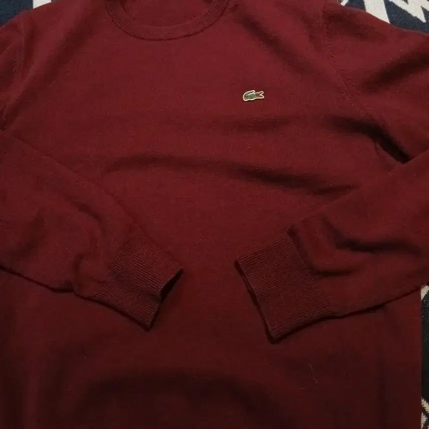 [BUNJANG] Lacoste Burgundy Wool Crew Neck Knit Sweater / 라코스테 버건디 크록패치 울100 아메카지 캐주얼 라운드넥 니트 M