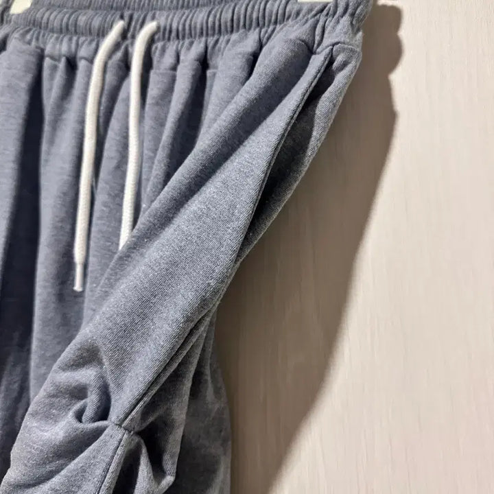 [BUNJANG] Lookatmin Tucked Shirring Training Pants Gray / 룩앳민 핀턱 셔링 주름 트레이닝팬츠 그레이