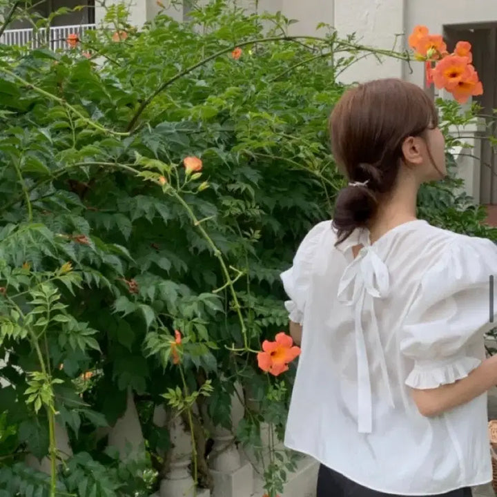 [BUNJANG] Withoutsummer Monet Short Sleeve Blouse / 위드아웃썸머 모네 반팔 블라우스