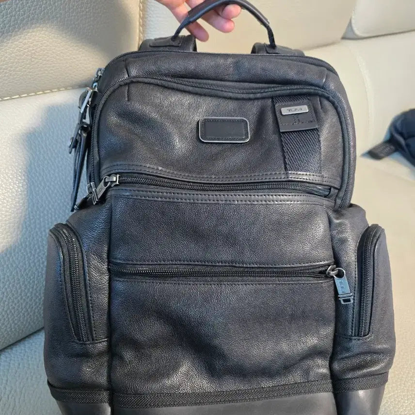 [BUNJANG] TUMI Leather Backpack / TUMI 투미 가죽 백팩 블랙(민트급)