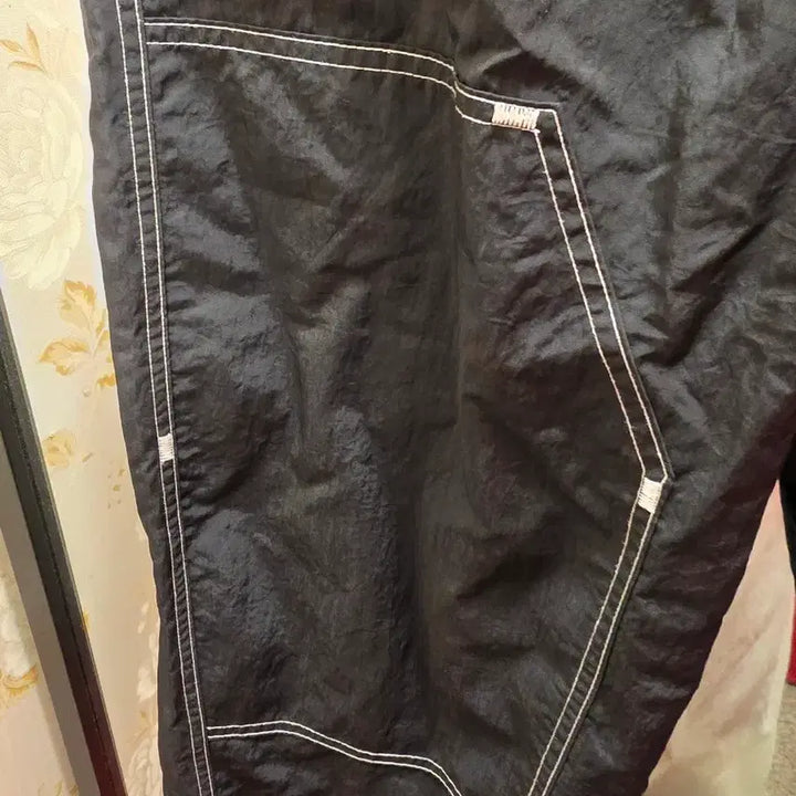 [BUNJANG] Nike Swoosh High-Rise Woven Pants - Size L / 7/51 나이키 스우시 디테일 하이라이즈 우븐 팬츠 L