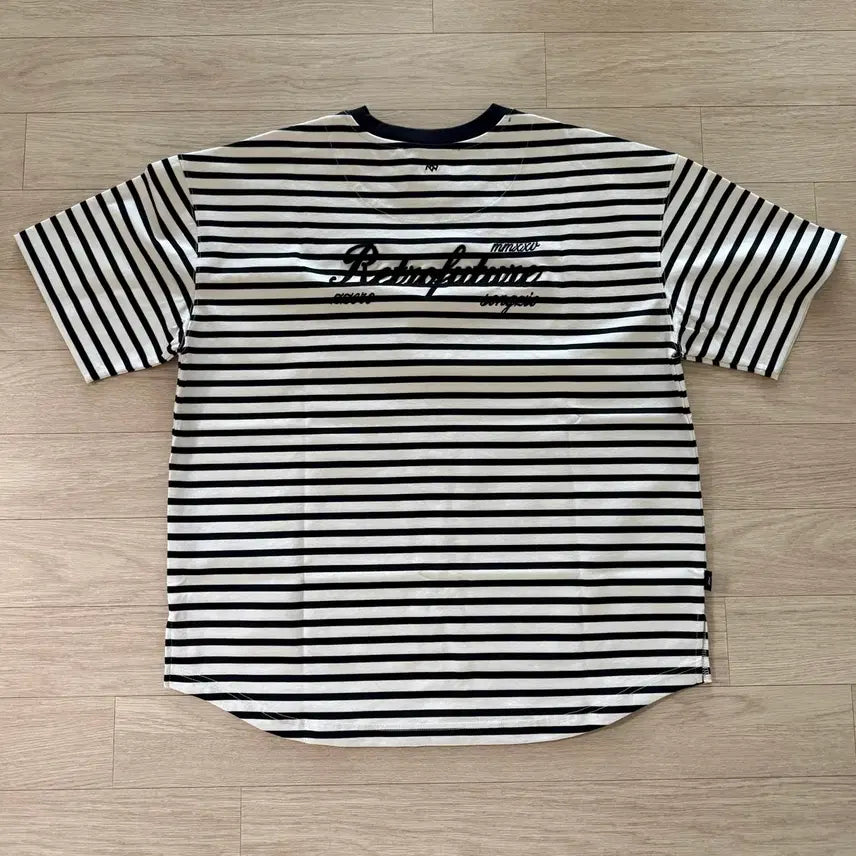 [SOLD OUT] 송지오 지제로 레트로 퓨처 티셔츠 네이비 - XS 사이즈