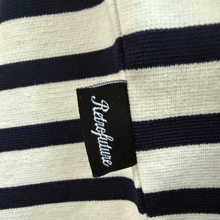 [SOLD OUT] 송지오 지제로 레트로 퓨처 티셔츠 네이비 - XS 사이즈