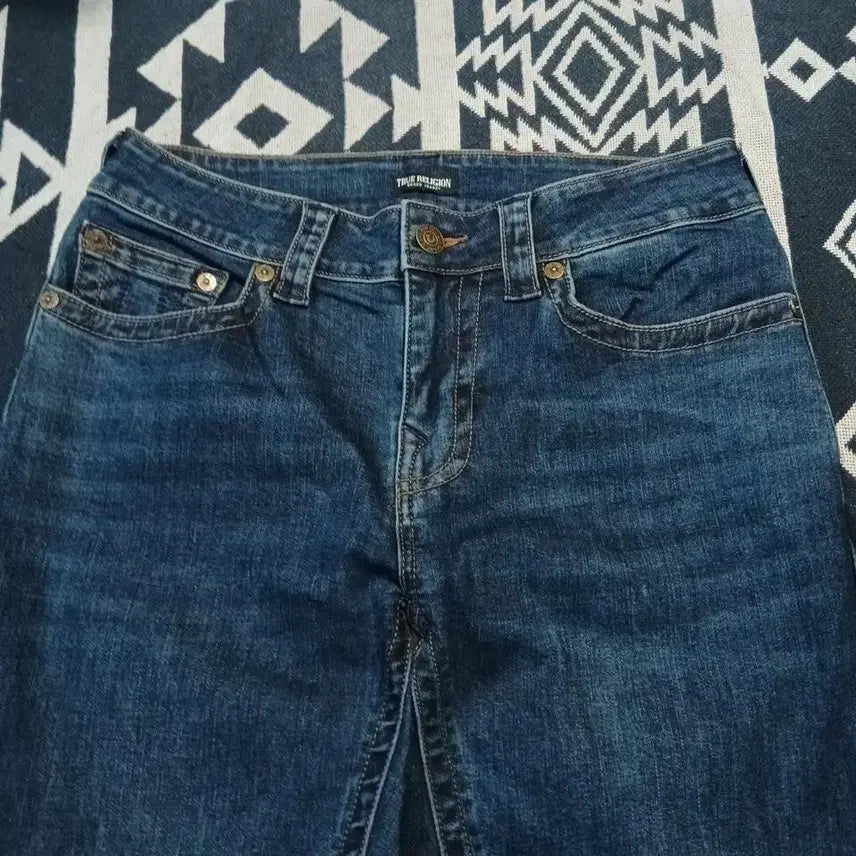 [BUNJANG] True Religion Slim Straight Jeans / 트루릴리전 중청워싱 네이비 스티치 슬림 스트레이트핏 스트레치 청바지 데님