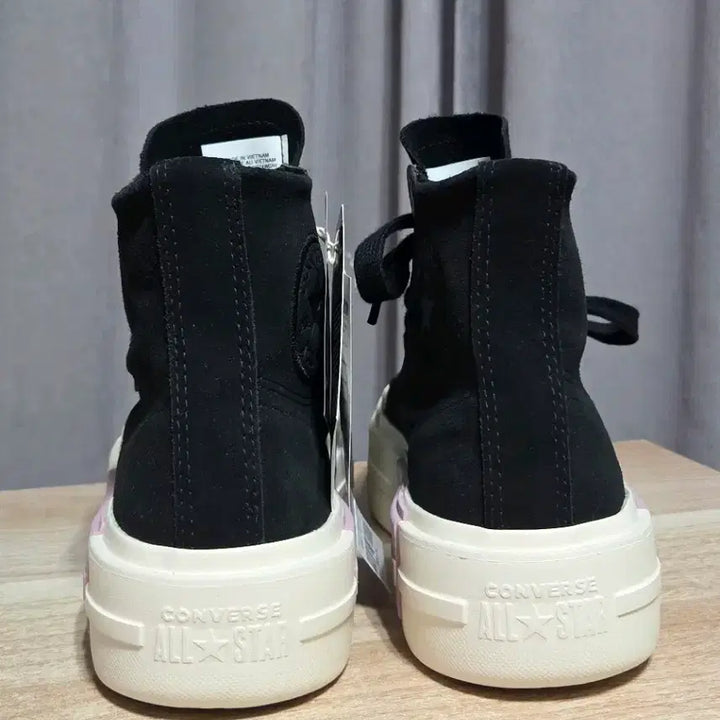 [BUNJANG] Converse Chuck Taylor All Star Cruise High Sneakers / 컨버스 소가죽 남녀공용 척테일러 올스타 크루즈 하이 245 새제품