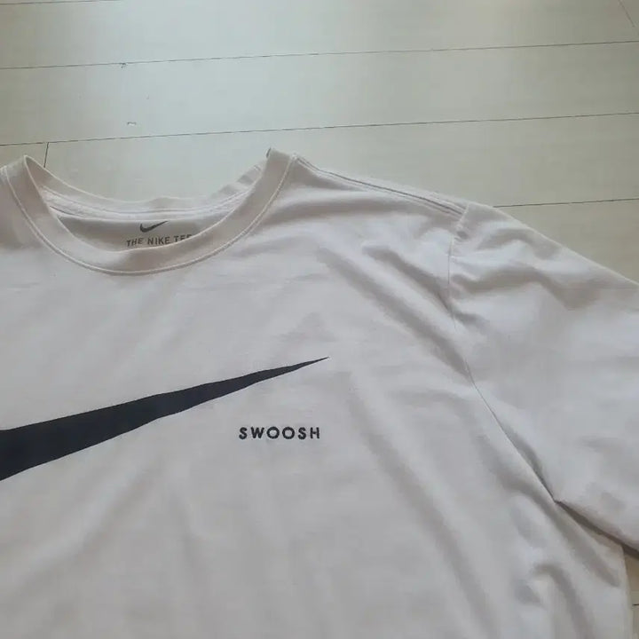 [BUNJANG] Nike Big Swoosh Short Sleeve T-shirt / 나이키 빅스우시 반팔 티셔츠