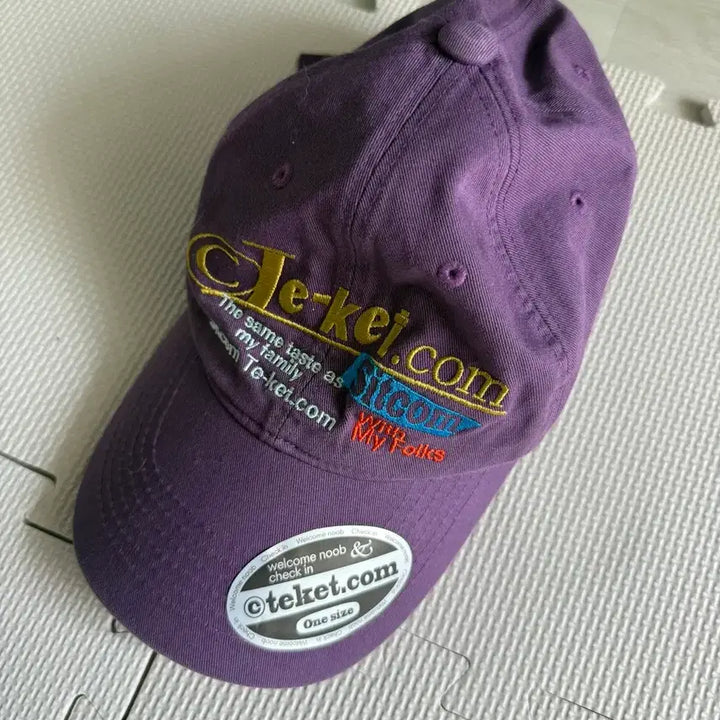 [BUNJANG] Teket Embroidered Logo Baseball Cap / 테켓볼캡