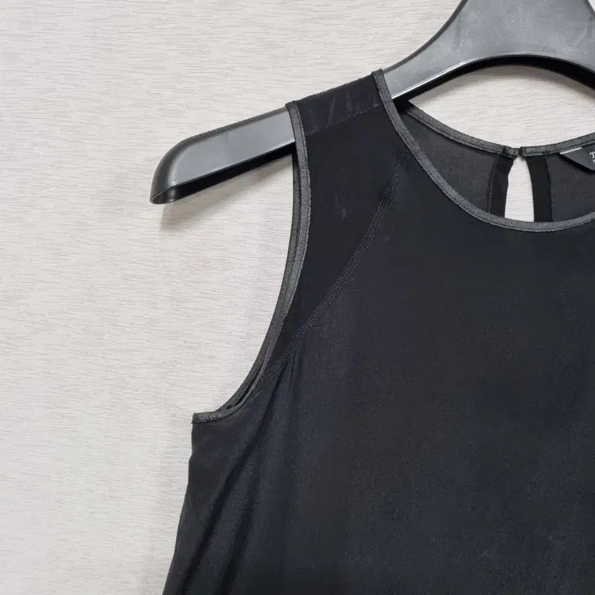 [BUNJANG] Time Sleeveless Blouse (Women&