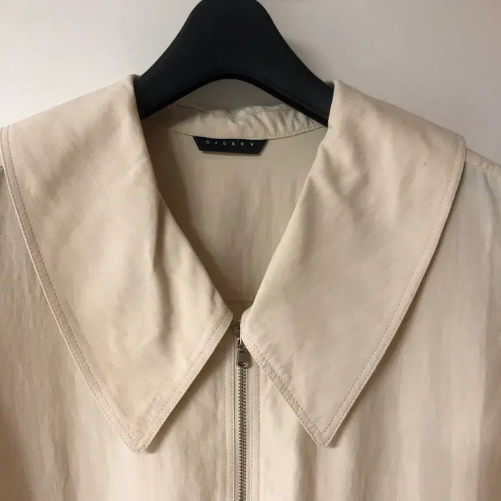 [BUNJANG] Sisley 2023 Zip-Up Jacket / 시슬리 23년 반팔 집업 자켓 점퍼 간절기 재킷 출근룩