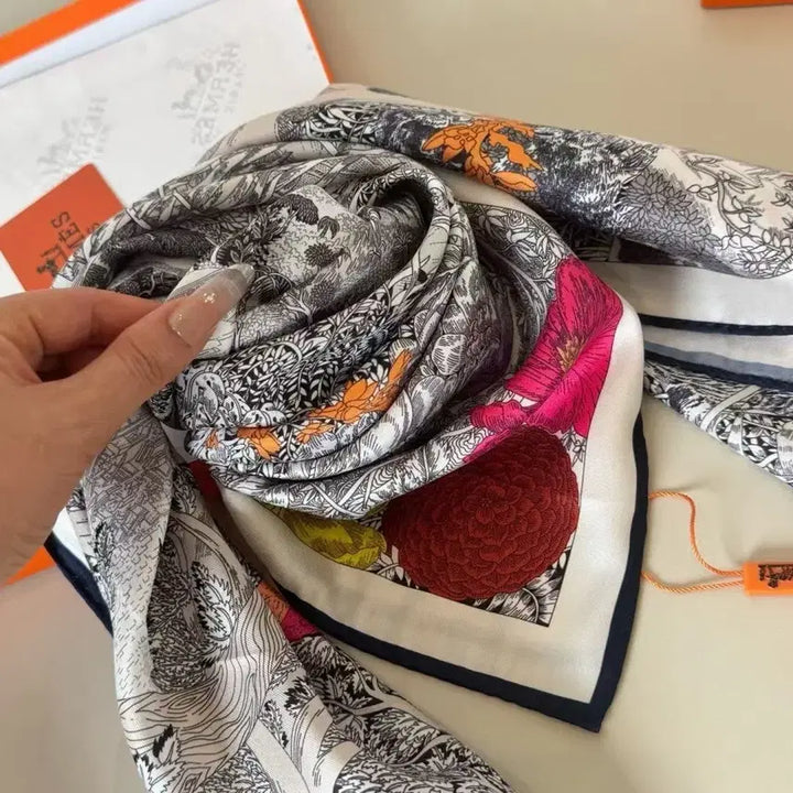 [BUNJANG] Hermès Flower Pattern Silk Scarf / 에르메스 플라워 패턴 스카프