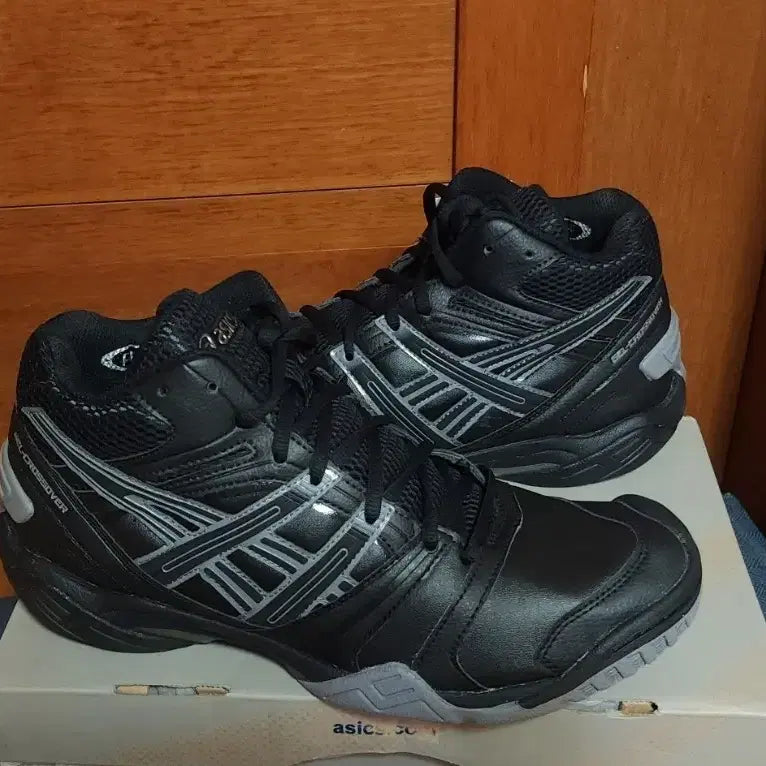[BUNJANG] Asics Running Sneakers / 아식스 255 260 운동화 새상품 런닝화 스니커즈