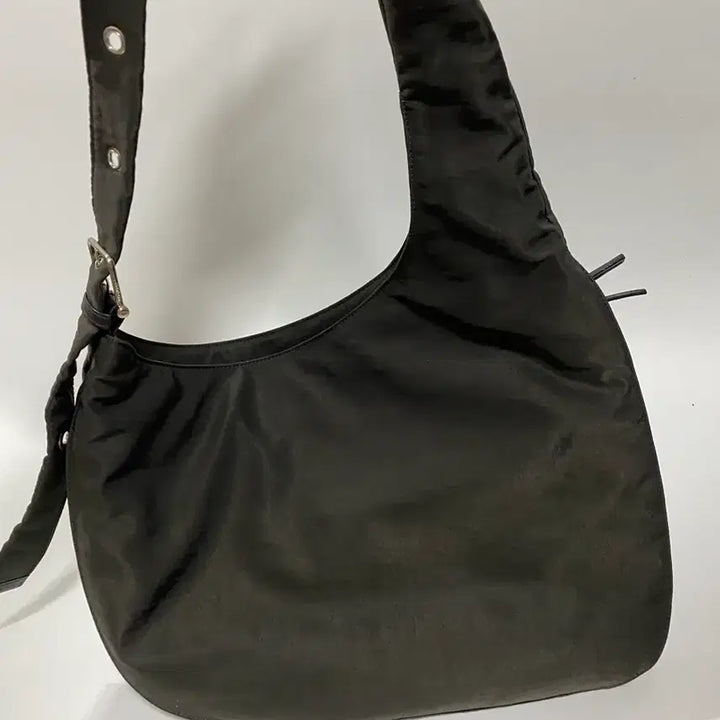 [BUNJANG] Couronne Nylon Hobo Shoulder Bag / 쿠론 나일론 호보백 숄더백